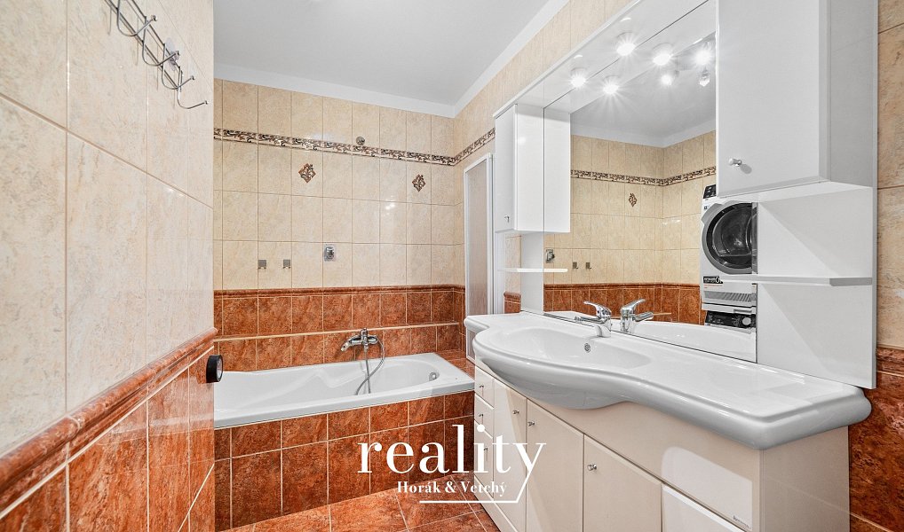 Prodej domu 235 m² s pozemkem 1 280 m², Nová Říše – náhled fotky 13