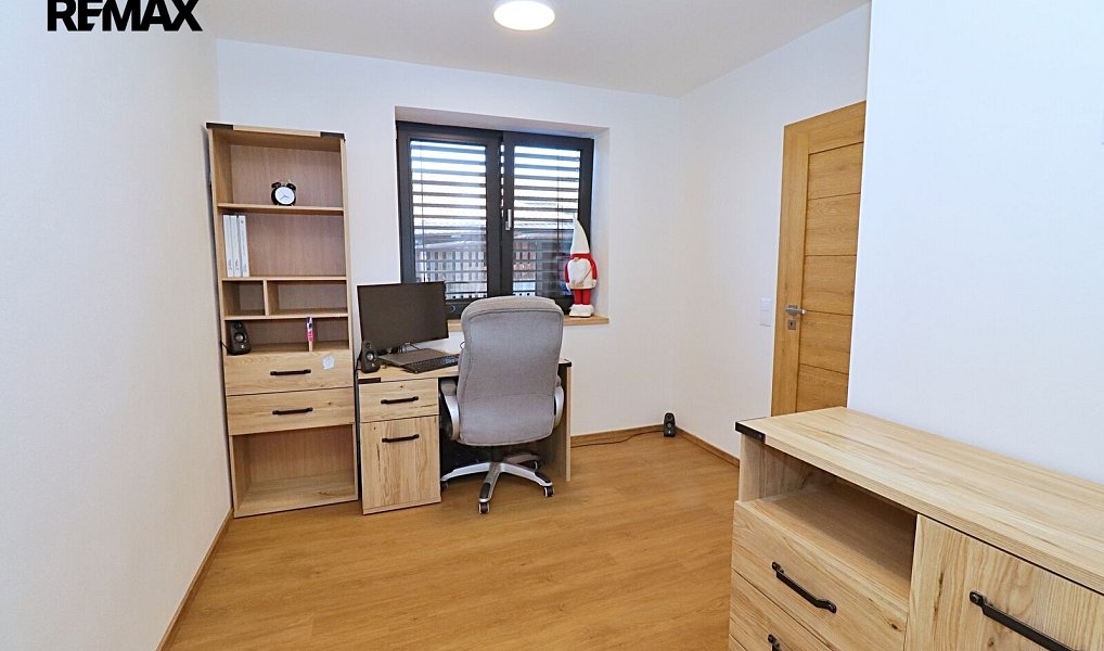 Prodej domu 131 m² s pozemkem 352 m², Holice – náhled fotky 13