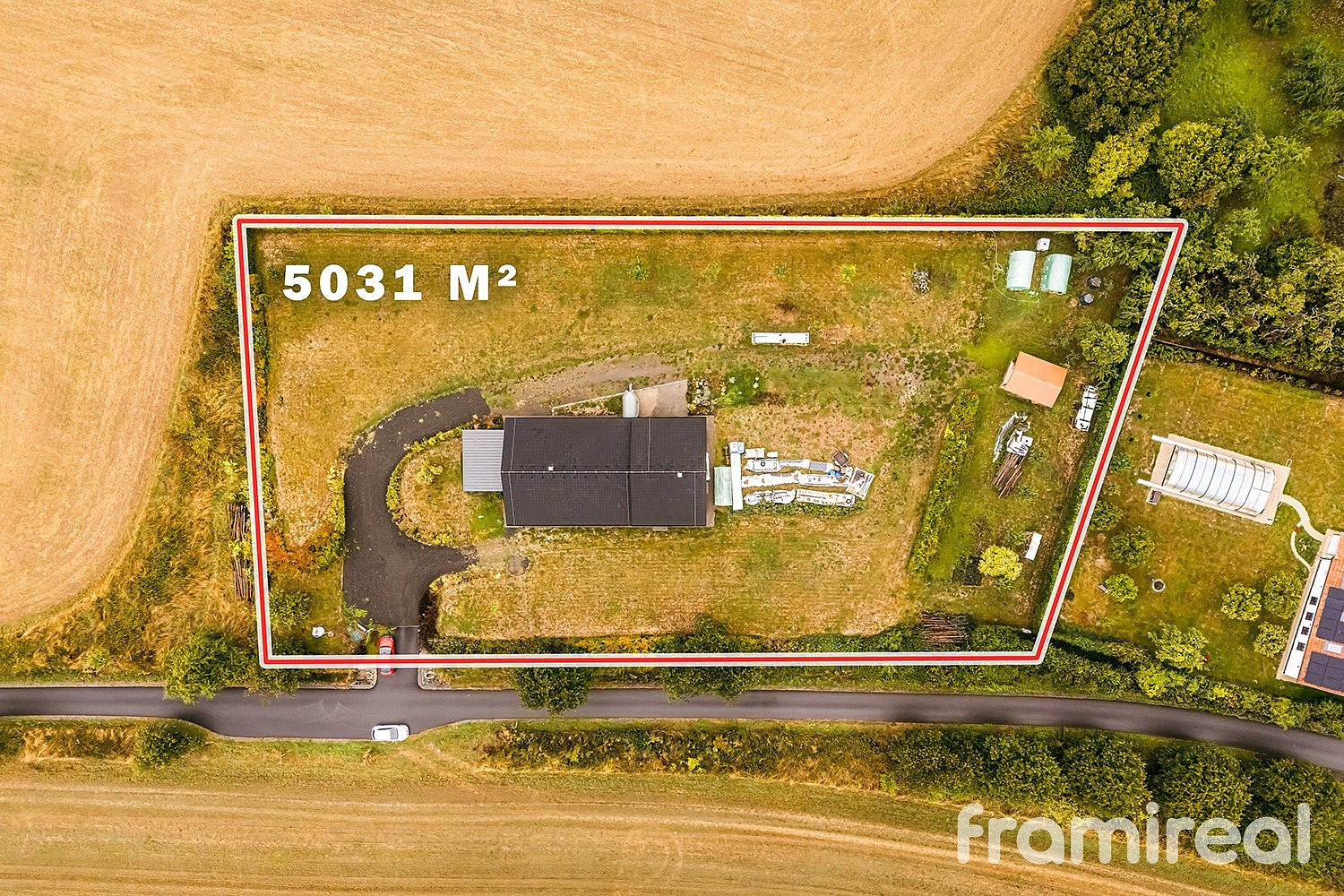 Prodej stavebního pozemku 1 950 m² – fotografie 3