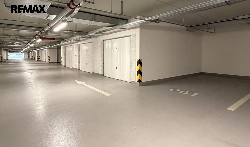 Prodej bytu 1+kk 37 m², Praha – náhled fotky 23