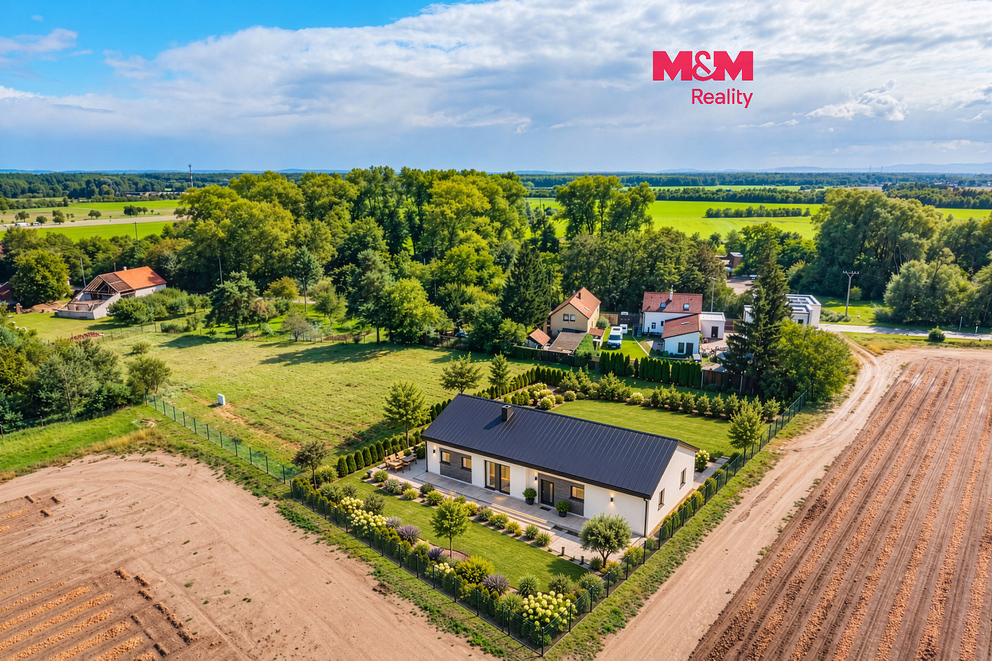Prodej domu 140 m² s pozemkem 1 144 m²