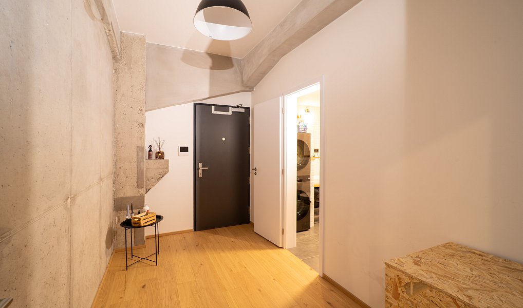 Prodej bytu 1+kk 62 m², Praha – náhled fotky 5