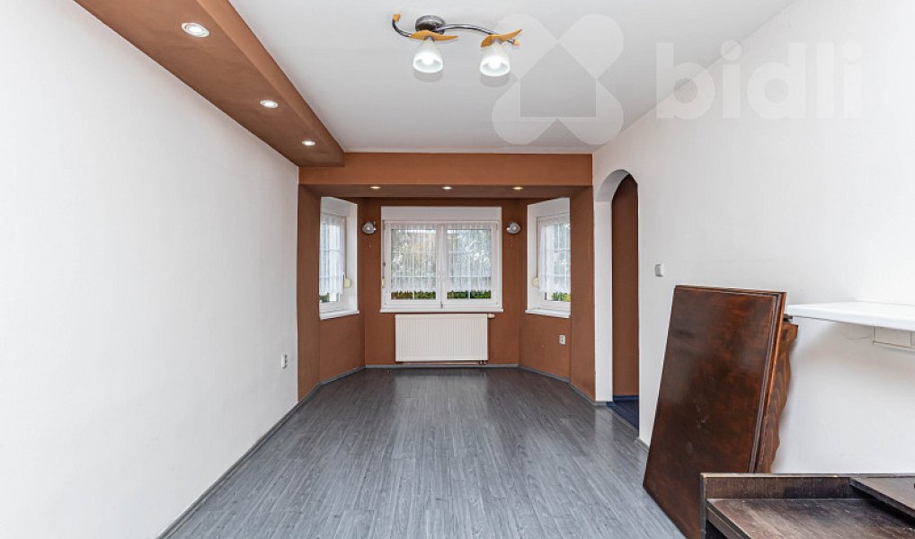 Prodej domu 285 m² s pozemkem 307 m², Jirkov – náhled fotky 12