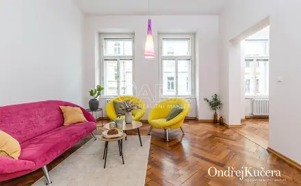 Prodej bytu 3+1 90 m², Mělnická, Praha 5 - Malá Strana