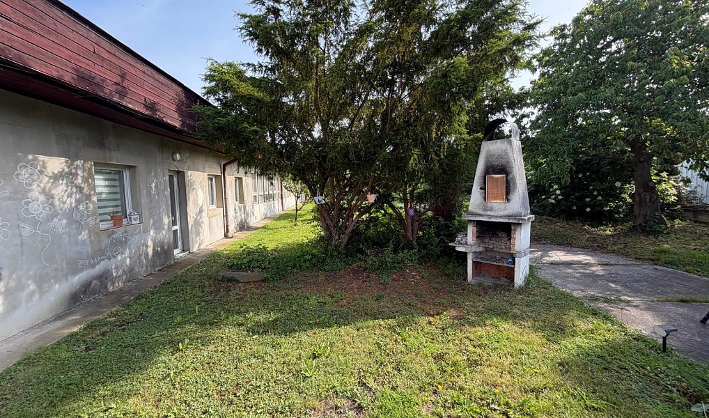 Prodej obchodních prostor 2 560 m², Libčeves – náhled fotky 6