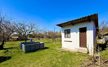 Prodej chaty/chalupy 8 m² s pozemkem 350 m², Pardubice