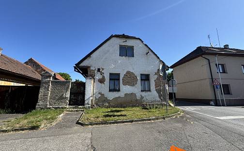 Prodej domu 525 m² s pozemkem 3 264 m², Kublov, okres Beroun