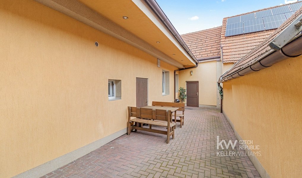 Prodej bytu 4+1 471 m², Nové Strašecí – náhled fotky 40