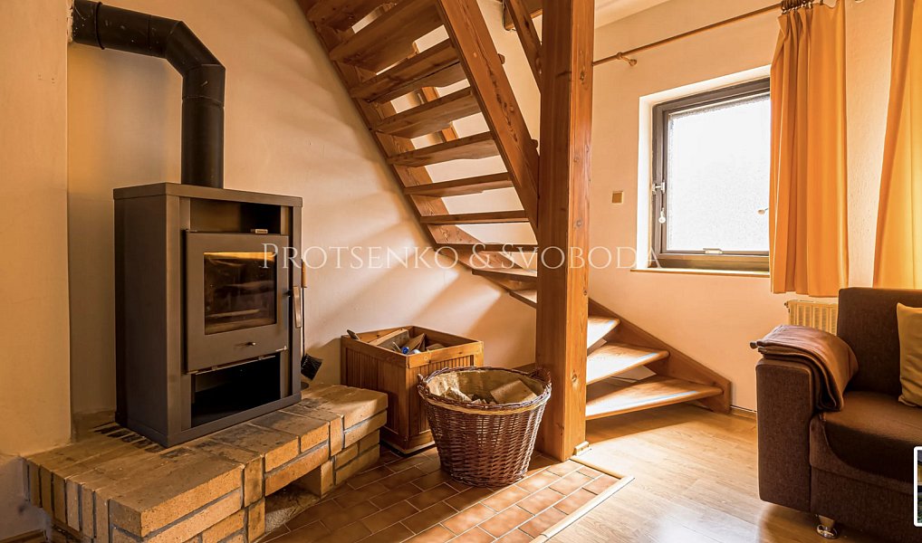 Prodej domu 730 m² s pozemkem 1 260 m², Rohozná – náhled fotky 3