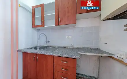 Prodej bytu 1+kk 23 m², Hradební, Cheb