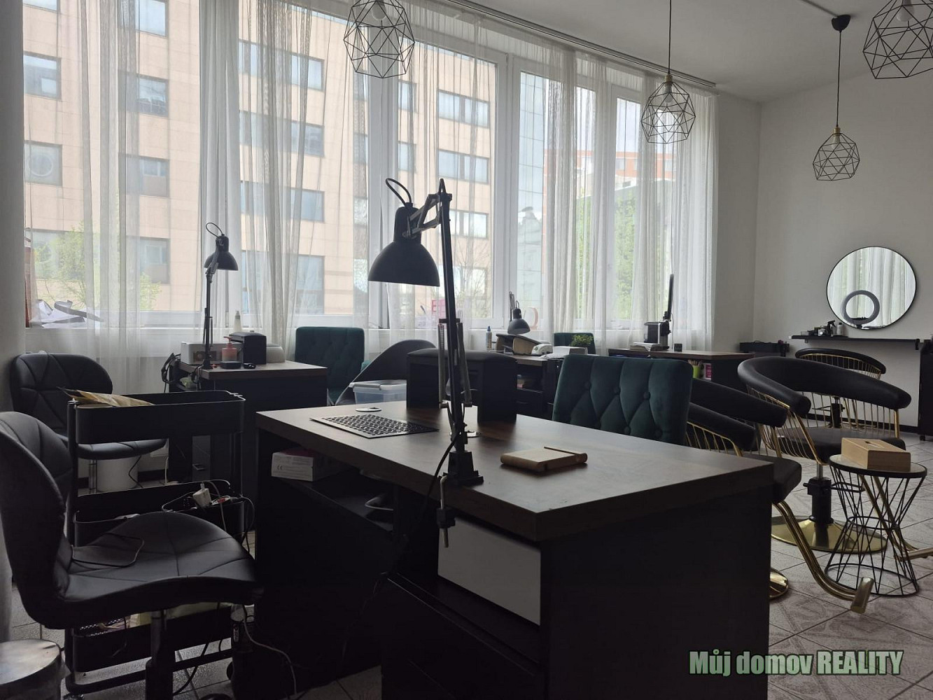 Pronájem obchodních prostor 7 m²