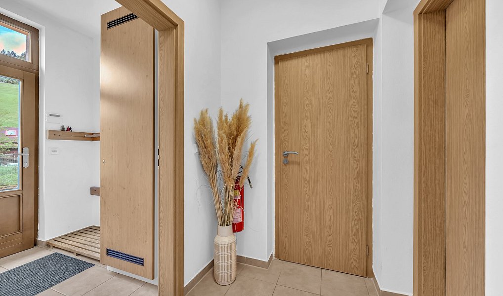 Prodej ubytovacího objektu 159 m², Horní Maršov – náhled fotky 23