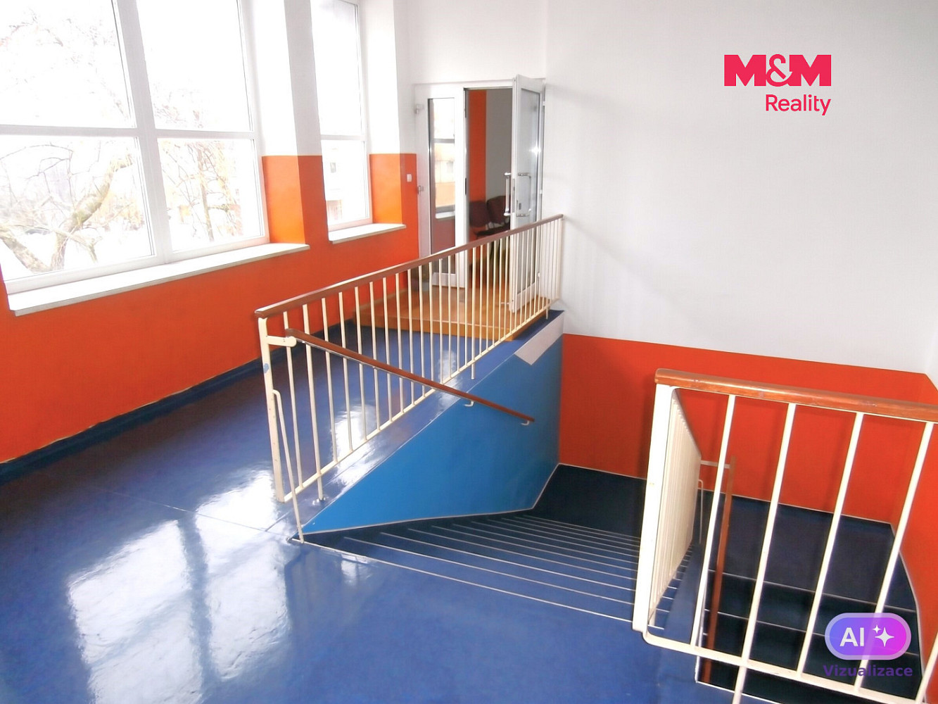 Pronájem obchodních prostor 335 m² – fotografie 2