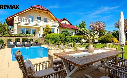 Prodej domu 243 m² s pozemkem 1 018 m², Kly - Záboří, okres Mělník