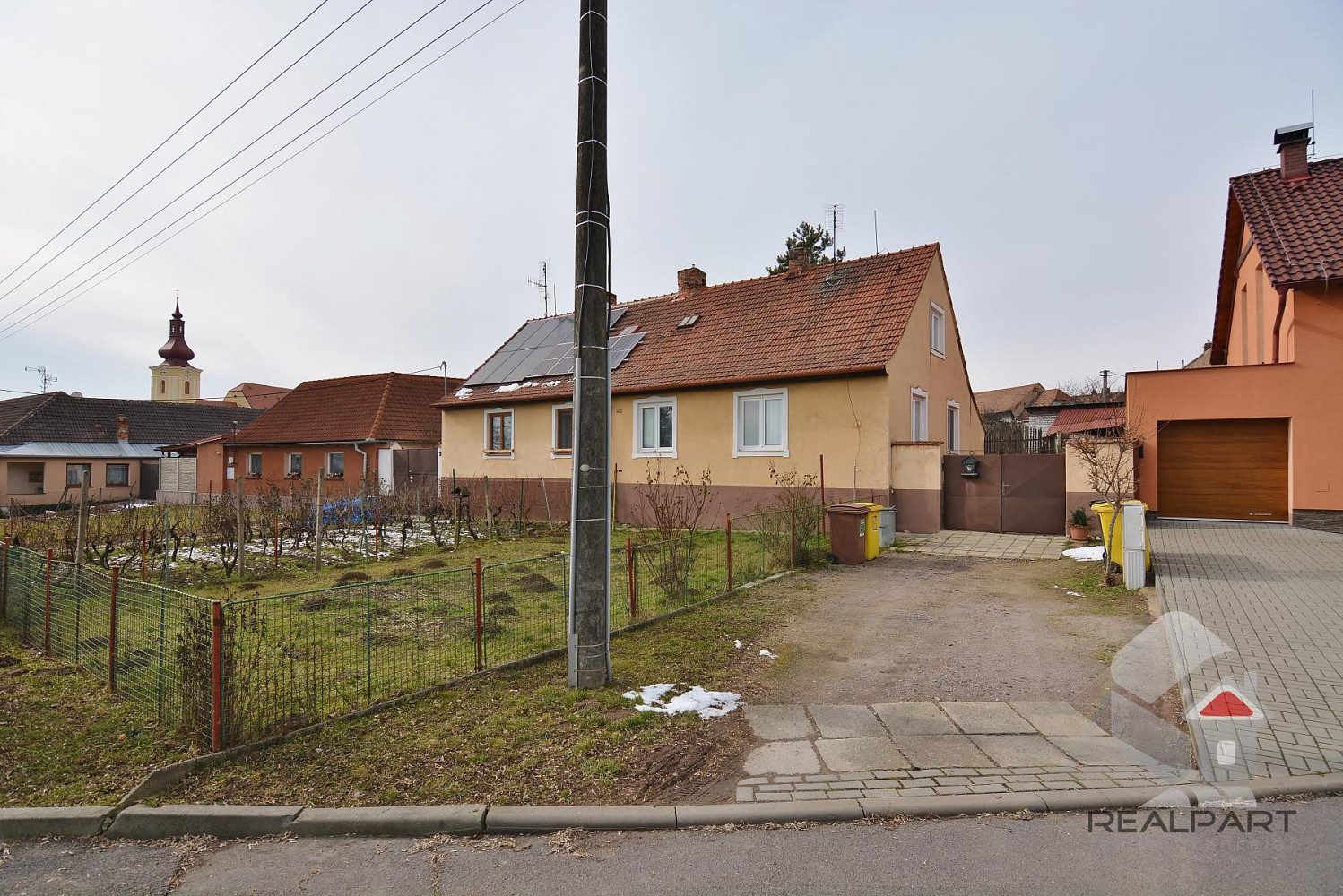 Pronájem domu 101 m² s pozemkem 704 m² – fotografie 2
