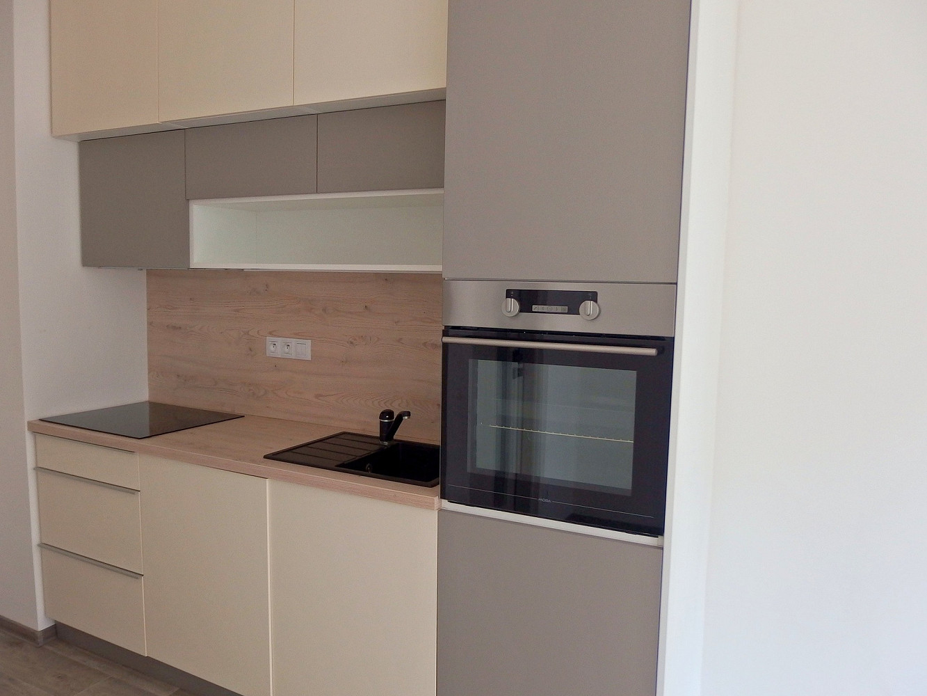 Pronájem bytu 2+kk 37 m²