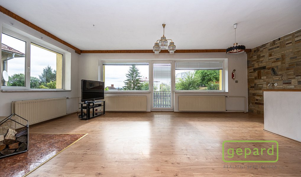 Prodej domu 204 m² s pozemkem 797 m², Sedlčany – náhled fotky 11