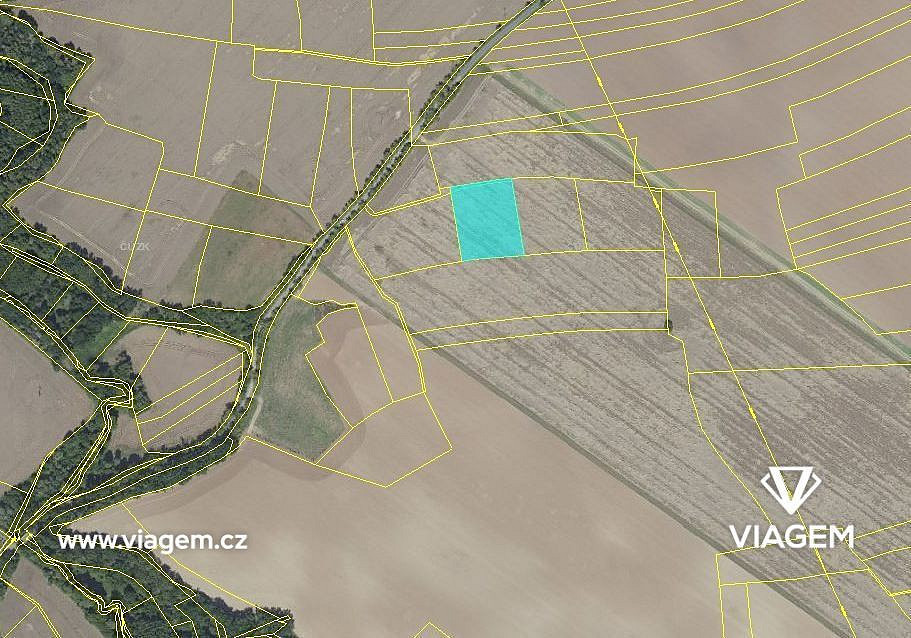 Prodej pole 1 990 m² – pohled 3