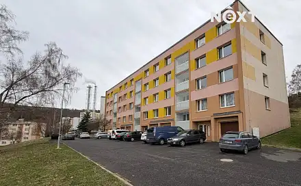 Prodej bytu 2+1 59 m², Nad parkem, Meziboří, okres Most