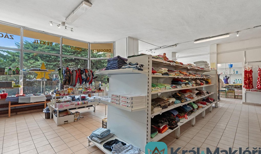 Prodej obchodních prostor 136 m², Ústí nad Labem – náhled fotky 3