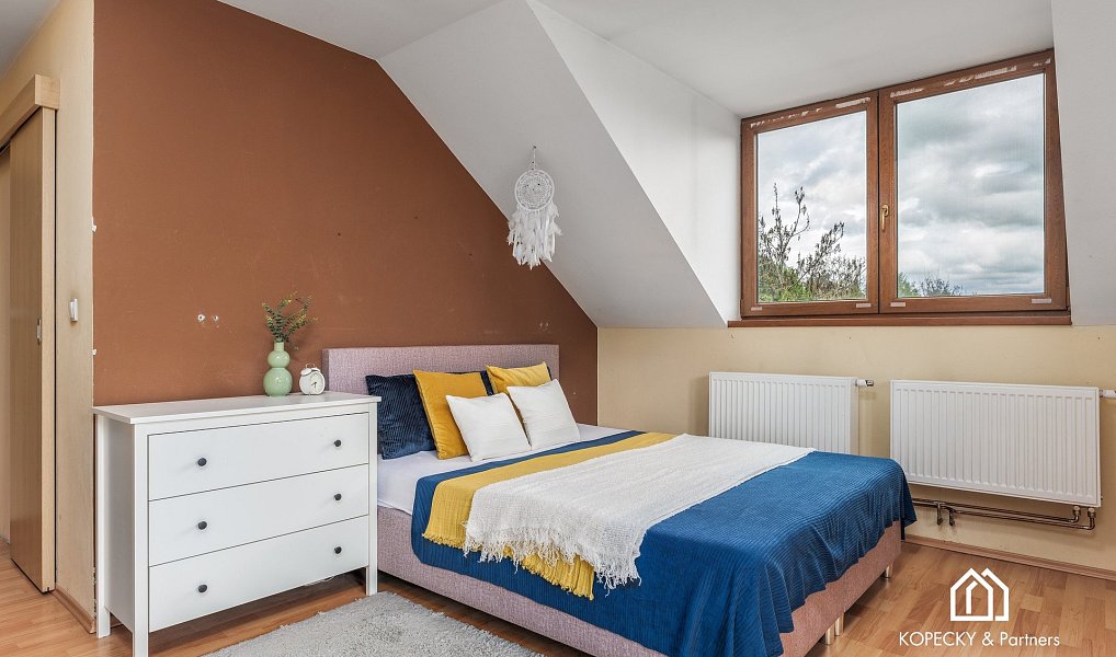 Prodej domu 252 m² s pozemkem 1 208 m², Nelahozeves – náhled fotky 15