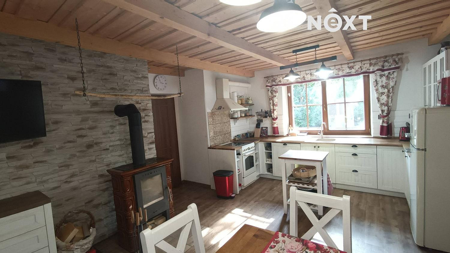 Prodej domu 120 m² s pozemkem 3 002 m²