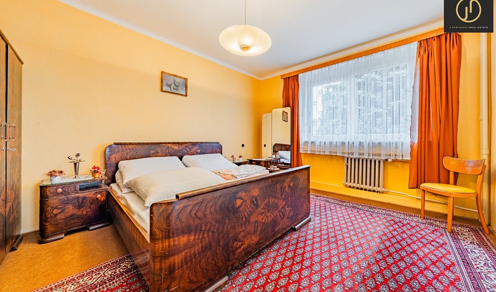 Prodej domu 277 m² s pozemkem 1 132 m², Lhota – náhled fotky 8
