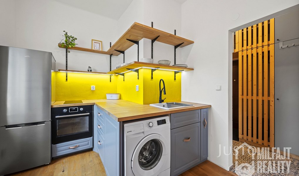 Prodej bytu 2+1 34 m², Liberec – náhled fotky 3