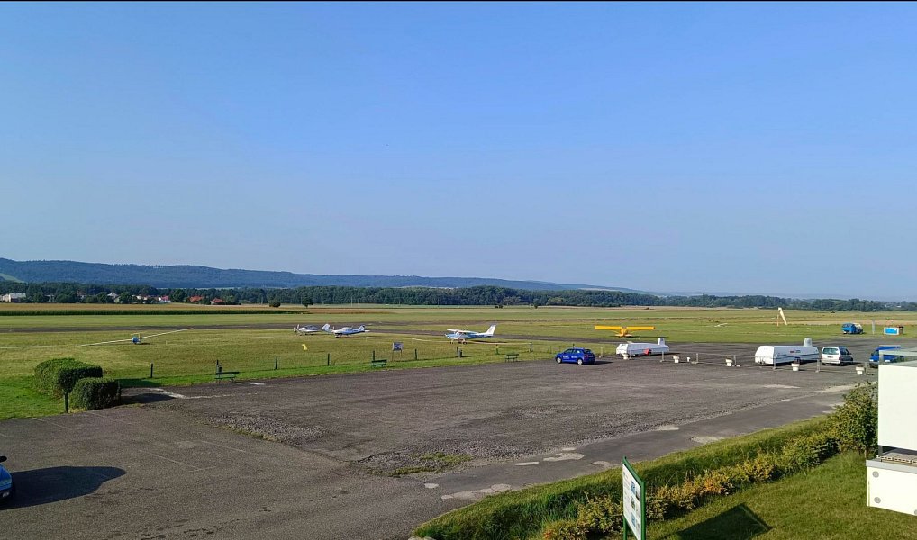 Prodej komerčního pozemku 8 872 m², Dolní Benešov – náhled fotky 3