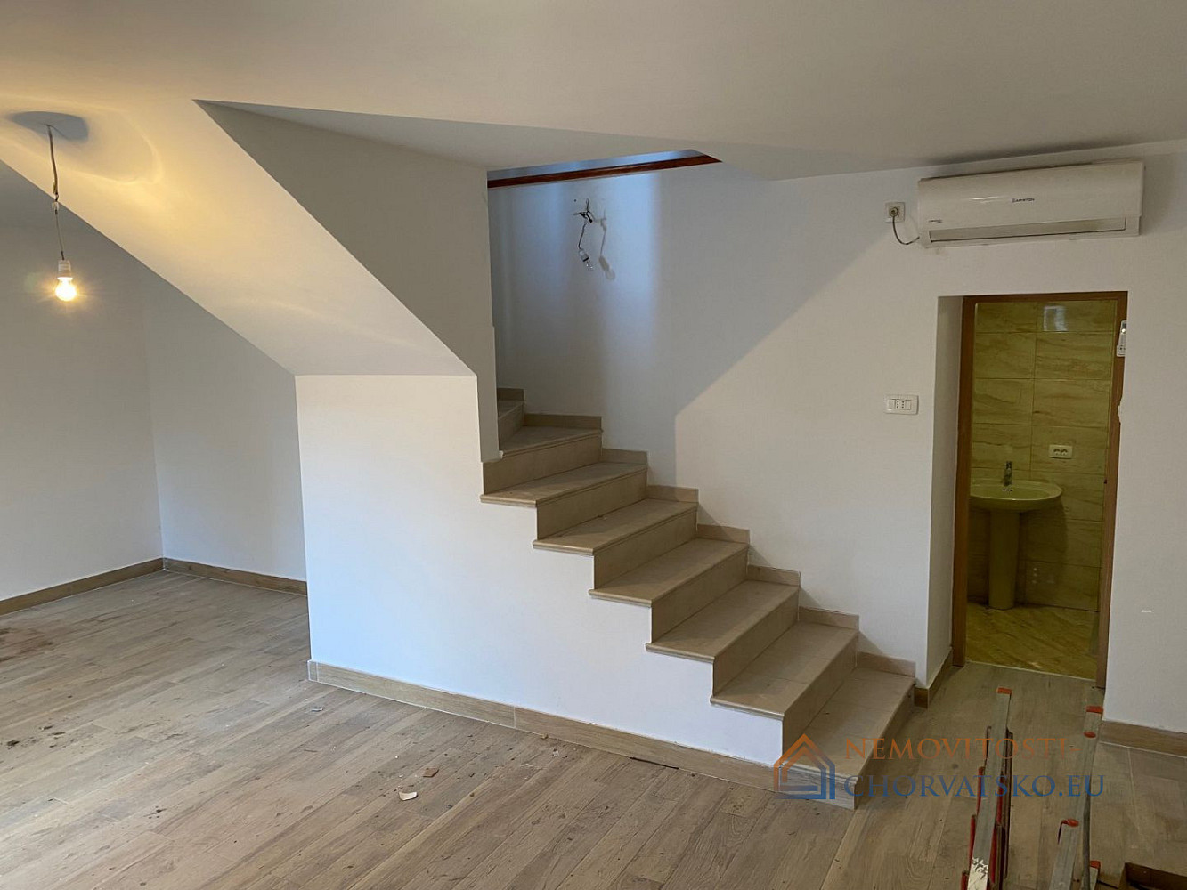 Prodej domu 90 m² s pozemkem 300 m² - Altro
