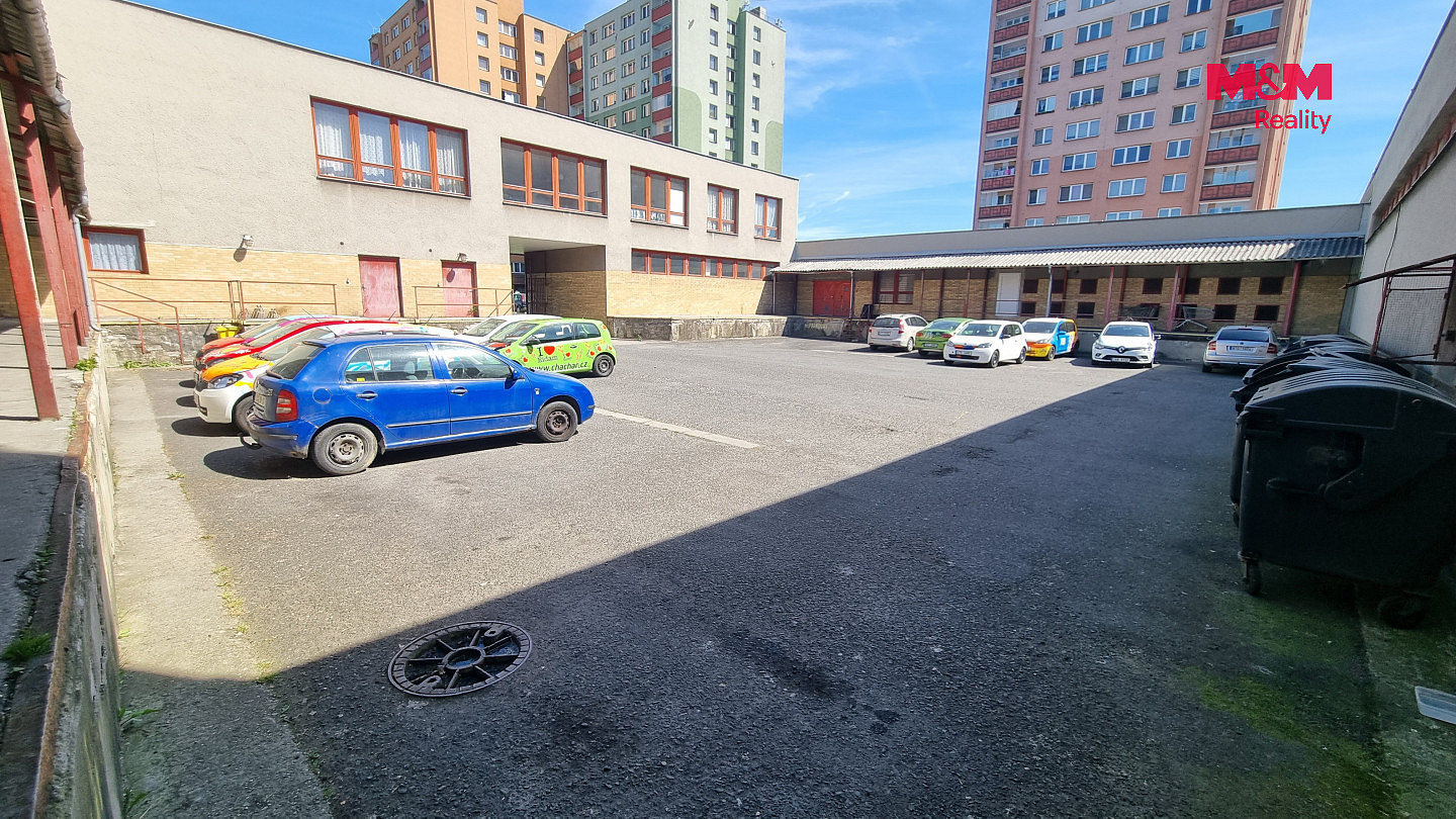 Pronájem obchodních prostor 247 m² – fotografie 3