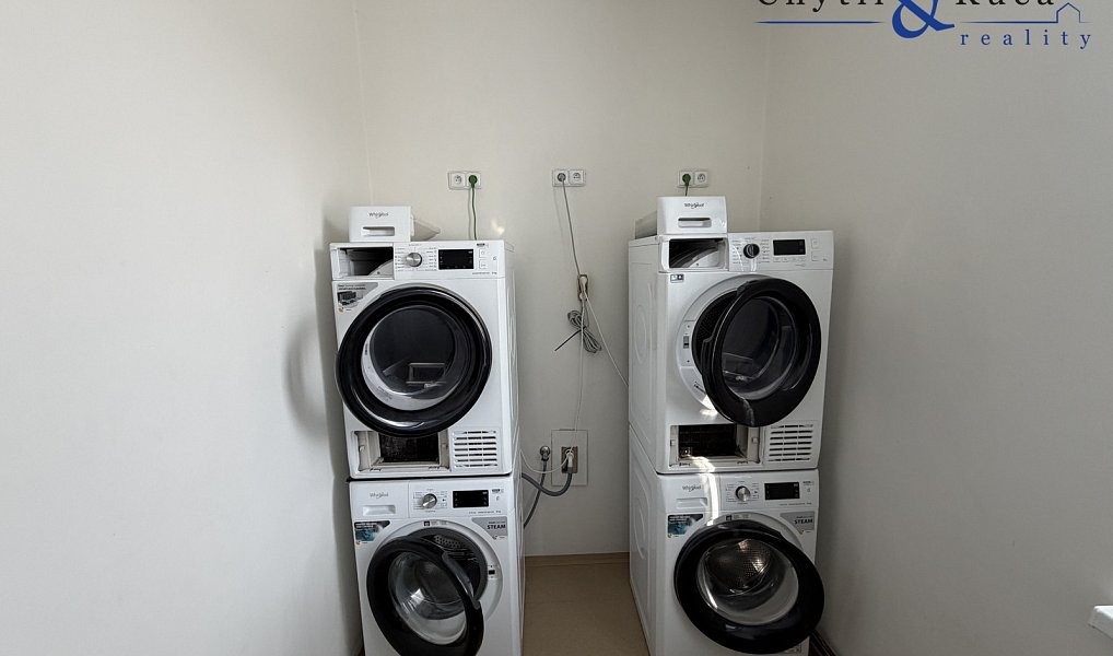 Prodej ubytovacího objektu 3 641 m², Otrokovice – náhled fotky 16