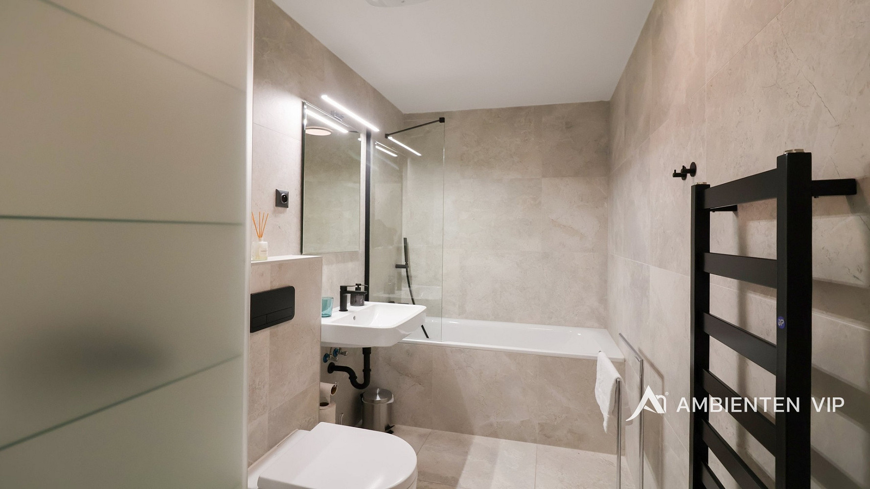 Pronájem bytu 1+kk 28 m² – pohled 5