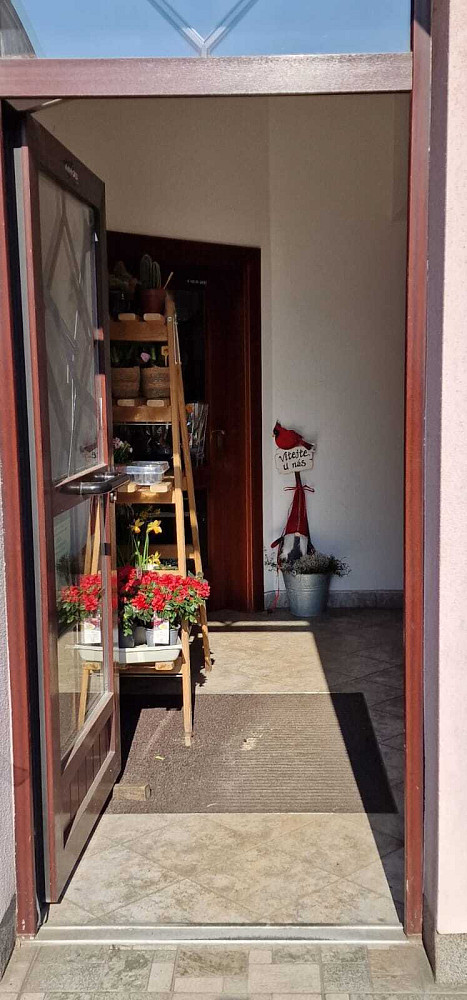 Pronájem obchodních prostor 58 m² – fotografie 3
