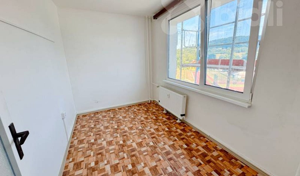 Pronájem bytu 4+1 73 m², Radvanice – náhled fotky 9