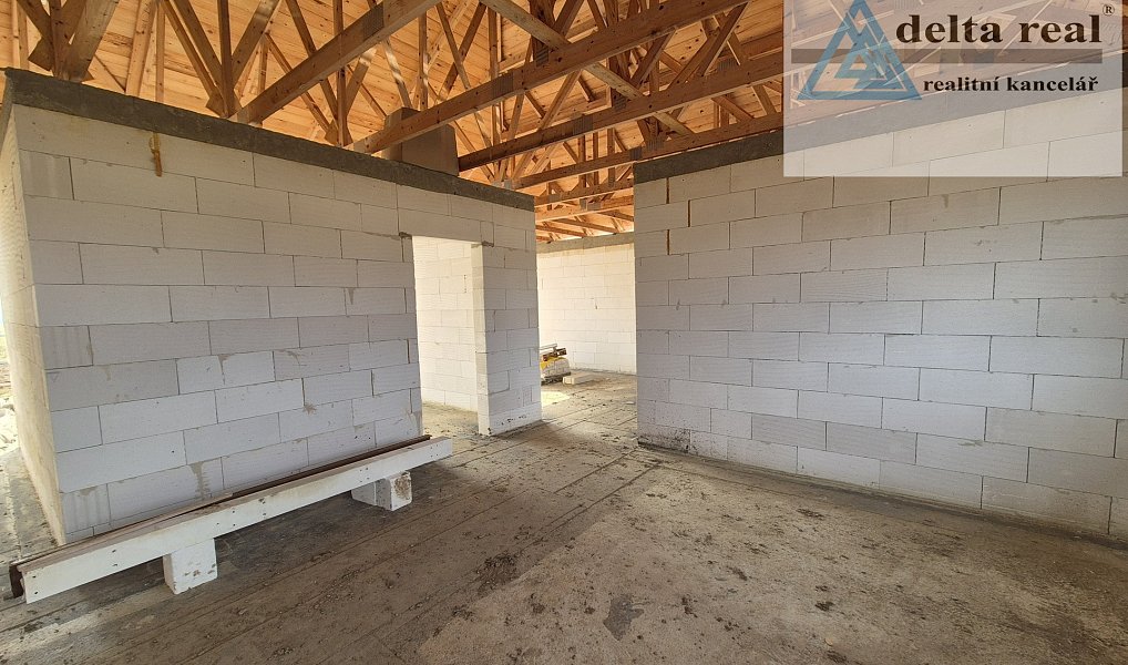 Prodej domu 221 m² s pozemkem 910 m², Loštice – náhled fotky 24