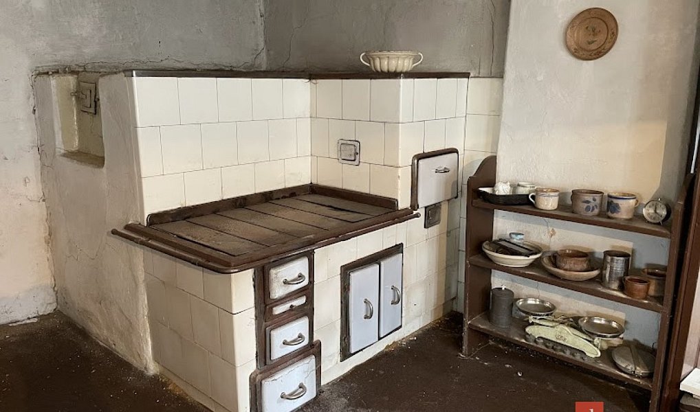 Prodej domu 200 m² s pozemkem 1 975 m², Drahotěšice – náhled fotky 2