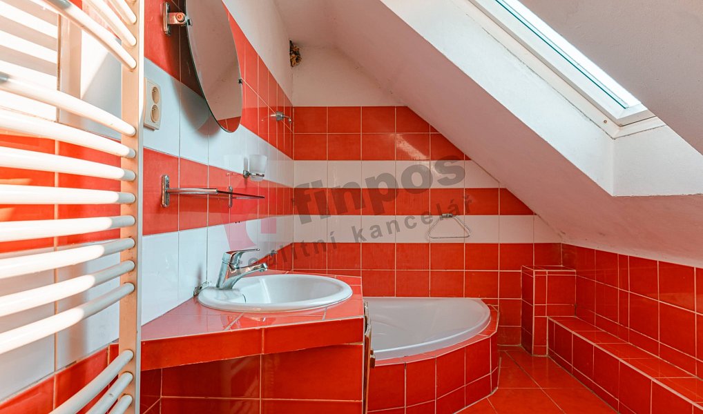 Prodej domu 275 m² s pozemkem 865 m², Hlinsko – náhled fotky 11