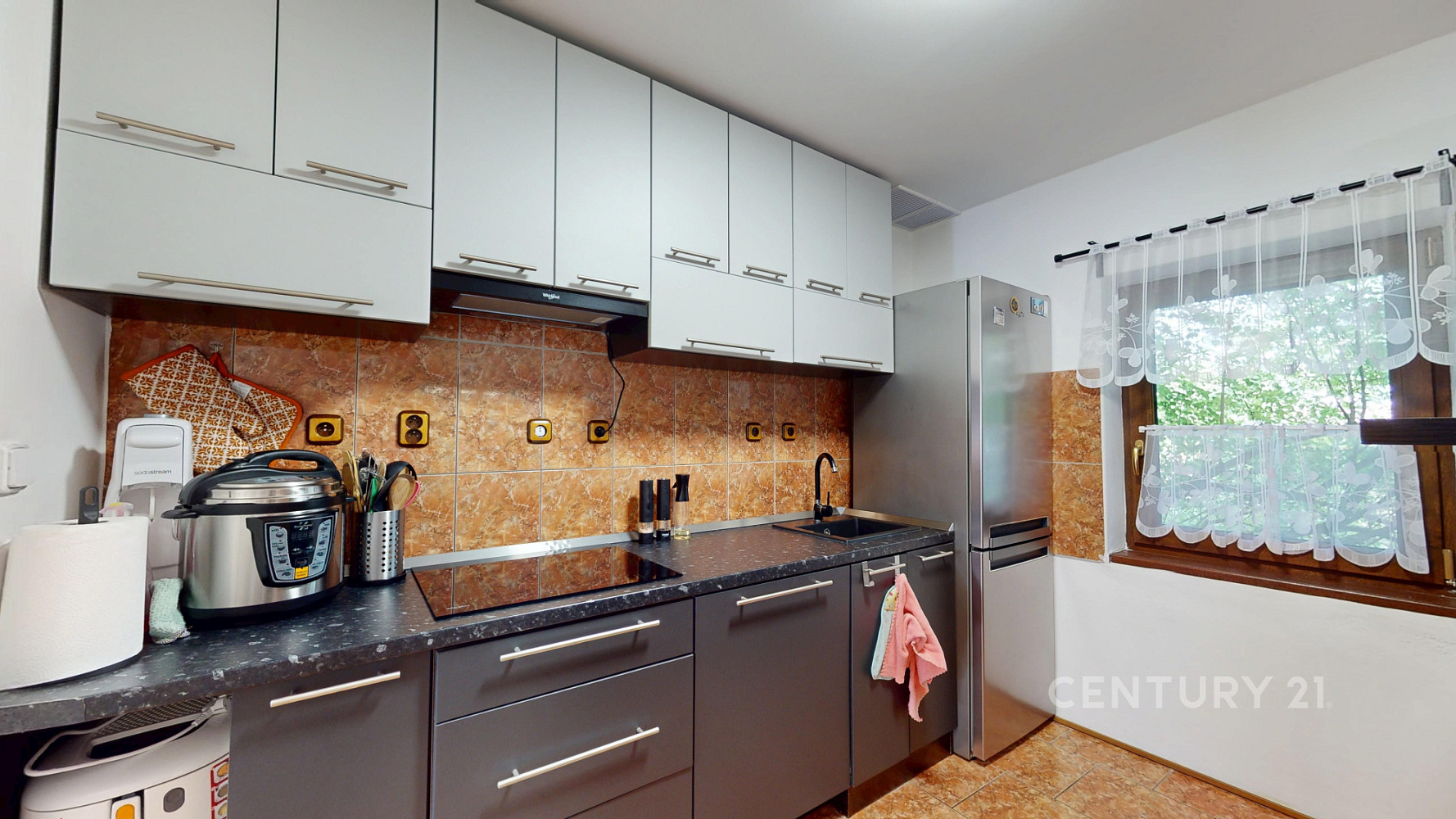 Prodej domu 174 m² s pozemkem 389 m² – fotografie 5