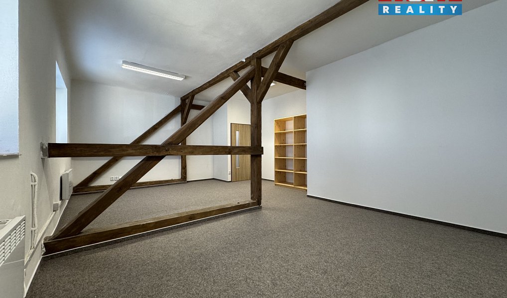 Pronájem kanceláře 251 m², Bechyně – náhled fotky 8