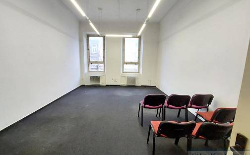 Pronájem kanceláře 20 m², Krnov, okres Bruntál