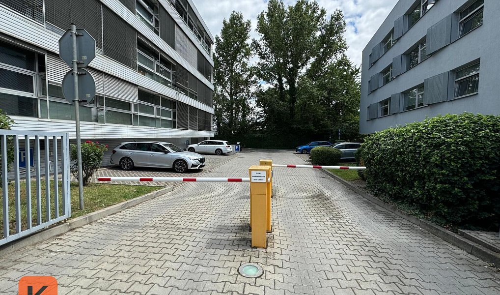 Pronájem kanceláře 97 m², Praha – náhled fotky 4