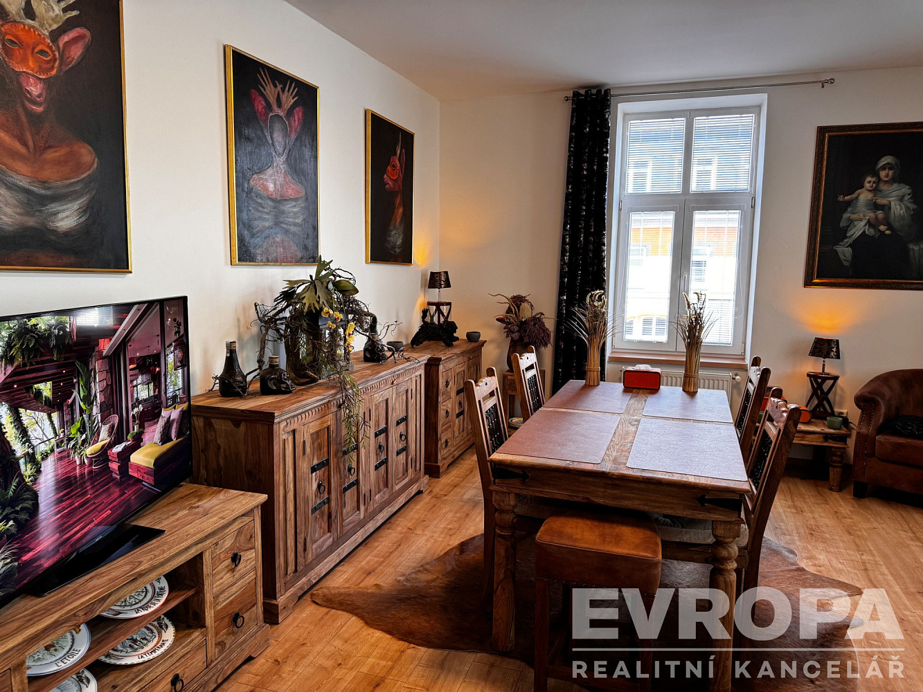 Pronájem bytu 5+kk 123 m² – fotografie 2