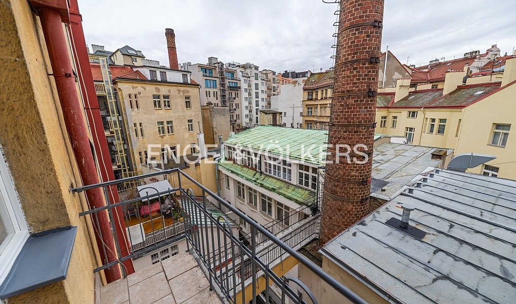 Pronájem bytu 3+1 120 m², Praha – náhled fotky 3