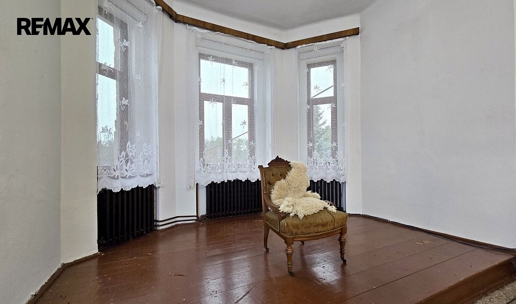 Prodej domu 960 m² s pozemkem 4 964 m², Liběchov – náhled fotky 4