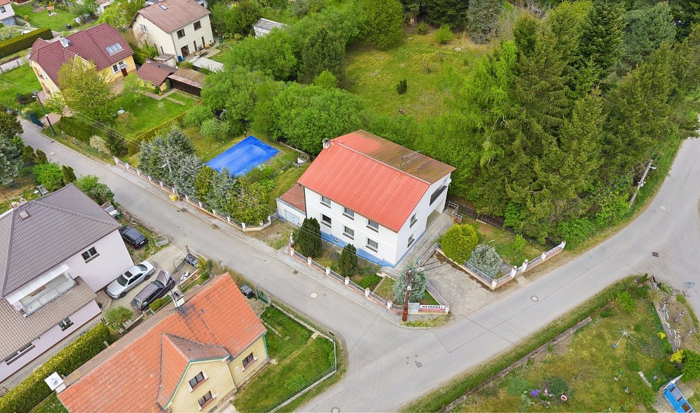 Prodej domu 239 m² s pozemkem 696 m², Zadní Třebaň – náhled fotky 24