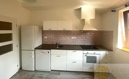 Pronájem bytu 2+kk 46 m², Převrátilská, Tábor