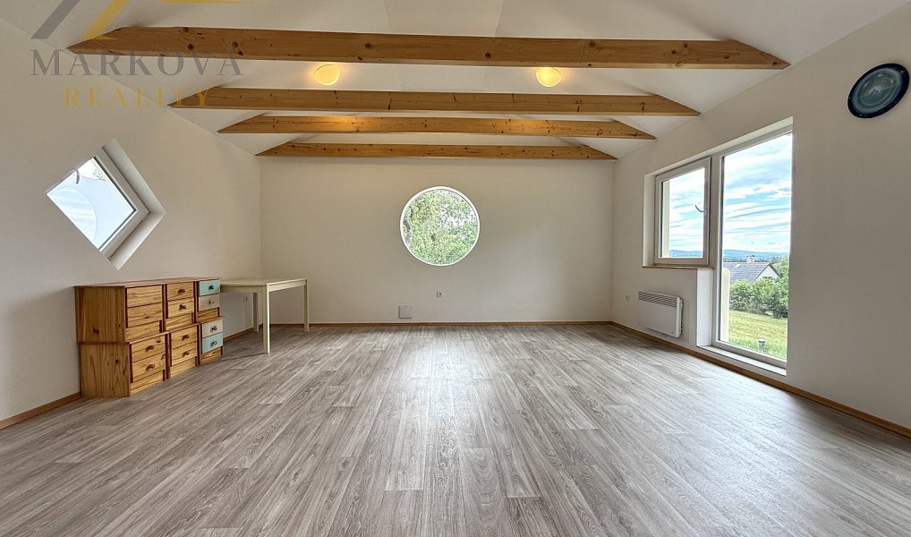 Prodej domu 219 m² s pozemkem 4 179 m², Bujanov – náhled fotky 14