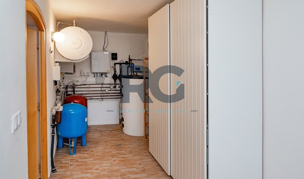 Prodej domu 174 m² s pozemkem 11 512 m², Předotice – náhled fotky 17