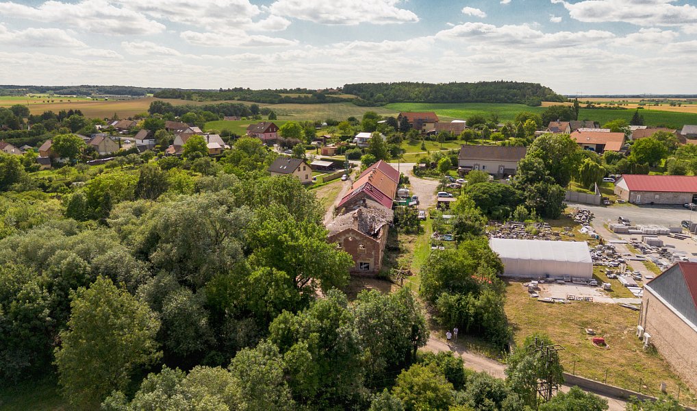 Prodej stavebního pozemku 556 m², Přelouč – náhled fotky 10